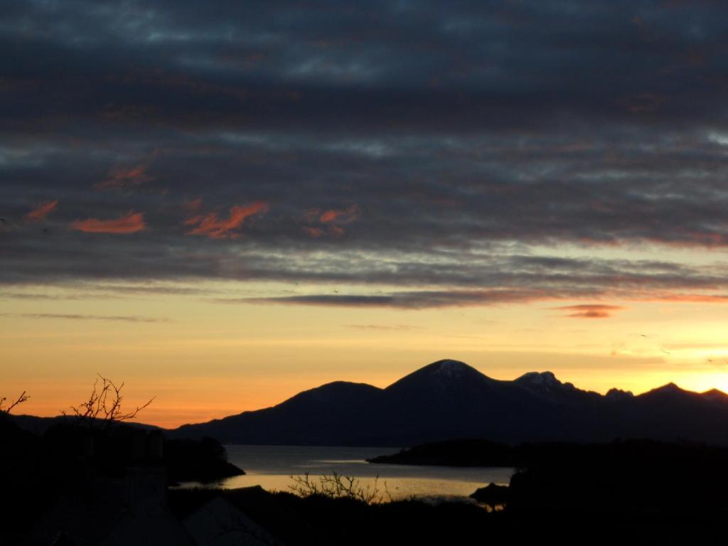 Creag Dubh Bed & Breakfast Kyle of Lochalsh Extérieur photo